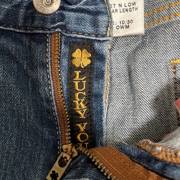 Vintage Lucky jeans, low cut, flair, size 10/30 - Picture 2 of 9